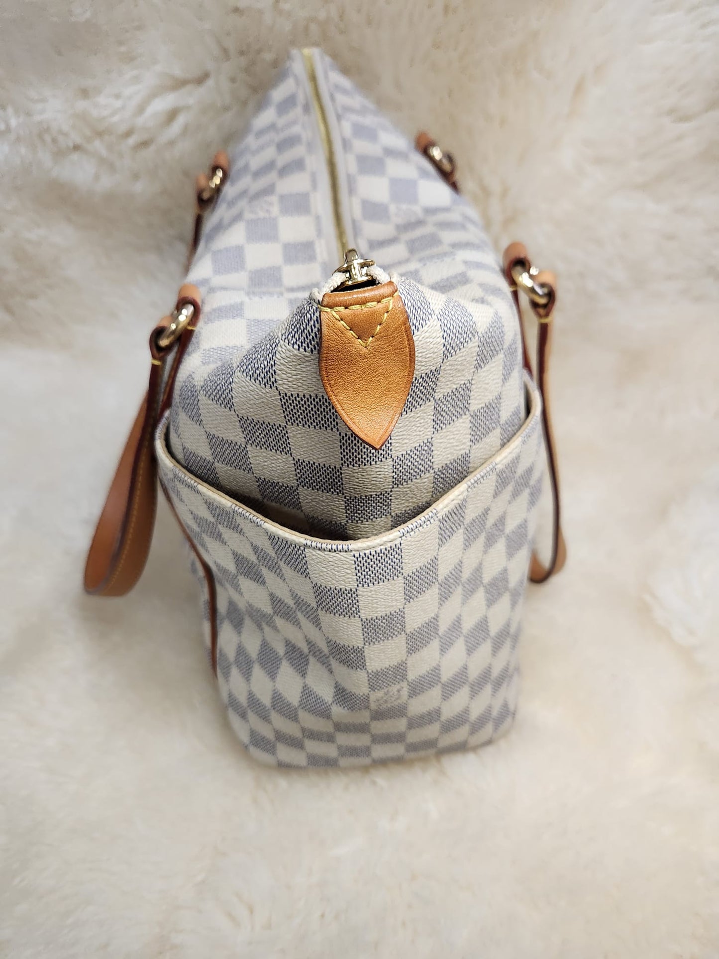 Louis Vuitton Totally MM Tote Damier Azur